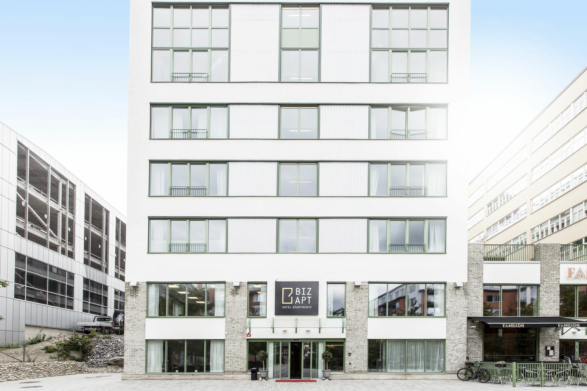 บิซ อพาร์ตเมนต์ ฮัมมาร์บี แควสตัด Aparthotel สต็อกโฮล์ม ภายนอก รูปภาพ