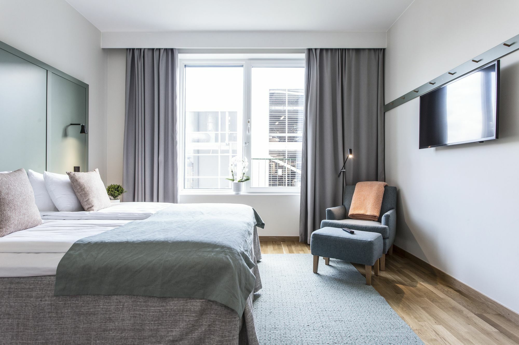 บิซ อพาร์ตเมนต์ ฮัมมาร์บี แควสตัด Aparthotel สต็อกโฮล์ม ภายนอก รูปภาพ